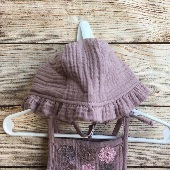 NEW WITH TAGS RABBIT +‎ BEAR BY EMILY & OLIVER ORGANIC COTTON ROMPER WITH BONNET - Picture 8 of 8